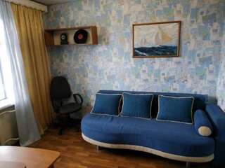 Апартаменты Three-Bedroom Apartment in Yuzhne Южный-7
